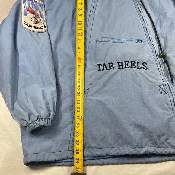 Vintage UNC Tar Heels Bugs Bunny Looney Tunes Jacket Blue 100% Nylon 90s Size L - Picture 2 of 16
